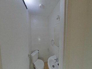 04908-0001 21