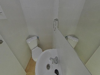 04908-0001 22