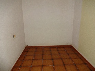 12052-0001 5