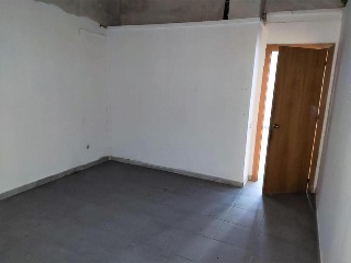 04877-0001 10