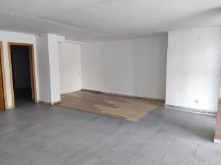 04877-0001 14
