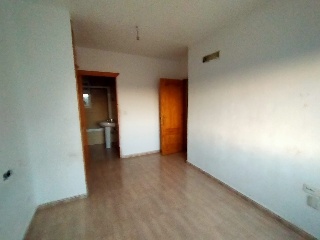 00815-0001 11