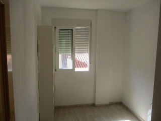 00815-0001 12