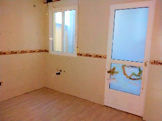 00815-0001 14