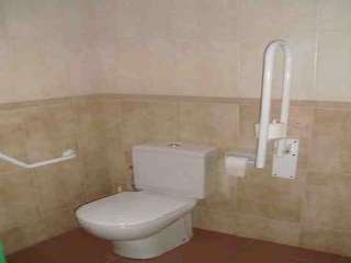 Local en C/ Manresa, Reus (Tarragona) 3