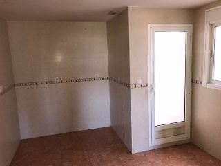 00777-0004 8