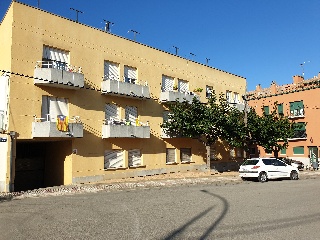 Piso en venta en Llagostera de 84  m²