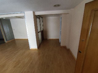 01710-0001 4