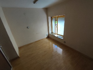01710-0001 5