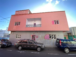 Piso en venta en Santa Lucía De Tirajana de 108  m²