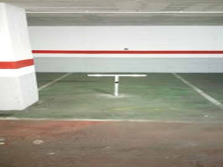 Garajes en C/ Monestir de Poblet - Valencia - 2