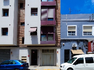 01670-0001 4