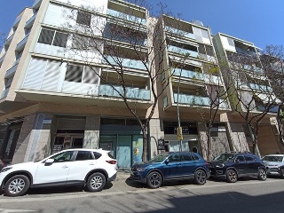 Local en venta en Sant Boi De Llobregat de 105  m²