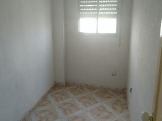 00366-0001 8
