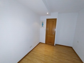 Local en C/ Barcelona - Sant Feliu de Llobregat - 3