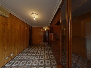 09727-0001 8