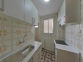 09727-0001 24