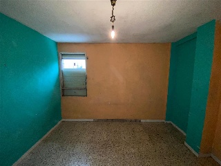 16387-0001 5