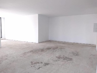13720-0001 9