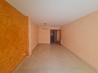 01932-0001 3