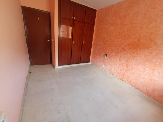 01932-0001 8