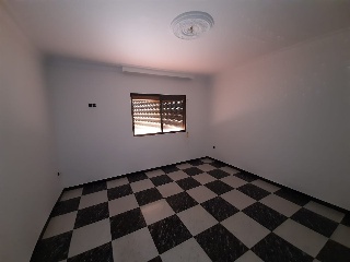 02701-0001 5