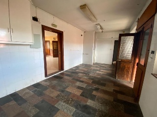 17099-0001 5