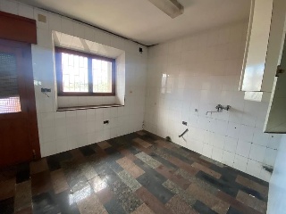17099-0001 6