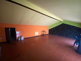 17099-0001 11