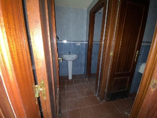 17099-0001 19