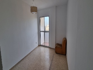 Piso en C/ Botijas - Dos Hermanas - Sevilla 14