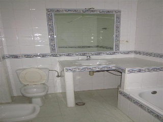04381-0001 3
