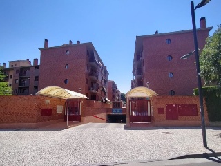 02099-0002 4