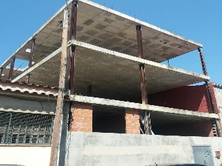 Edificio de viviendas y garajes en El Prat de Llobregat, Barcelona 3