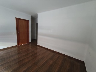 16708-0001 11