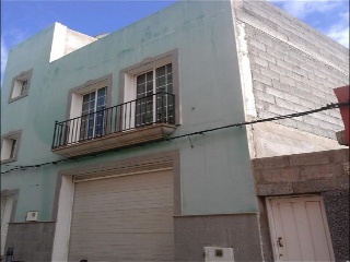 Piso en venta en Gáldar de 228  m²