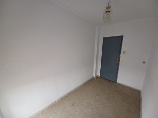 05599-0001 12