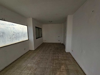 Piso en C/ Sant Ernest, Santa Coloma de Gramenet (Barcelona) 3
