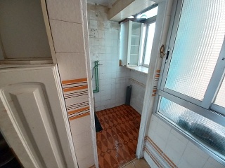 02477-0001 28