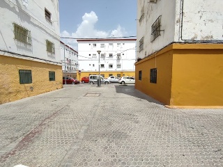 09204-0001 8