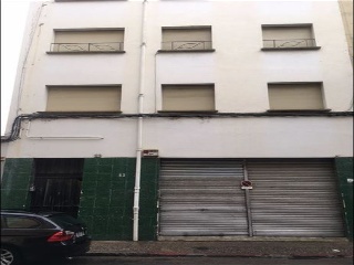 Piso en venta en Girona de 55  m²