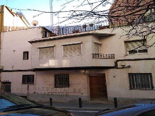 17990-0001 3