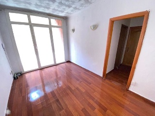 17999-0001 4