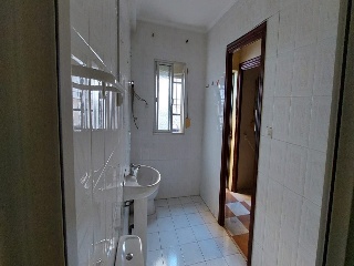 00964-0001 8