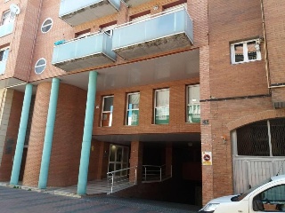 11048-0001 2