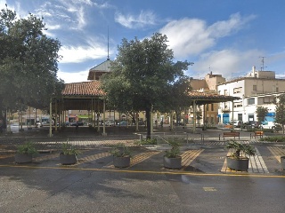 Garaje en venta en Figueres de 12  m²