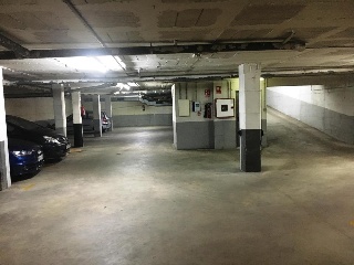 18370-0001 4