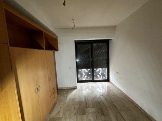 18372-0001 5