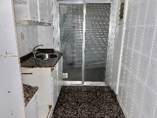 18398-0001 3