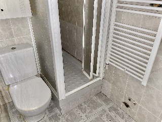 18398-0001 4